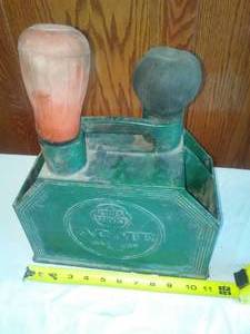 lot 271 image: Vintage Acme battery kit - Cities Service. Rare Find - Fabulous