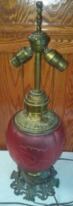 lot 292 image: Amazing lamp pull chains  functioning, imitation lantern Working.