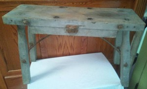 lot 296 image: Cutest Bench EVER