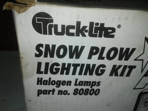 lot 302 image: Truck Lite Snowplow Lights - New in box