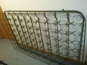 lot 306 image: 47  wide Bedspring or great for gravel maintenance.
