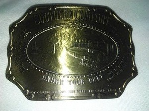 lot 474 image: Southern Comfort Belt Buckle.