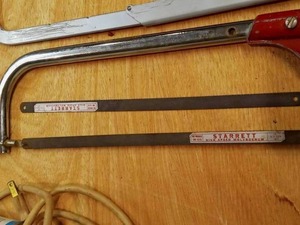 lot 40 image: Starrett Hacksaws set of 2