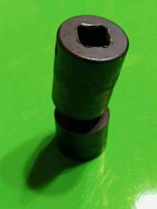 lot 44 image: Snap on 38 impact swivel socket