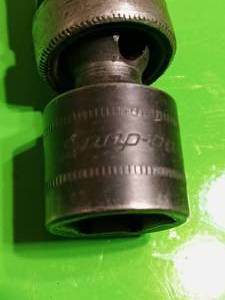 lot 46 image: Snap on 38 impact swivel socket