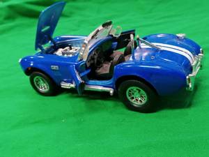 lot 26 image: Die cast Shelby cobra collectors car ,