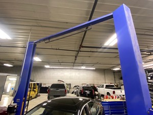 lot 3-A image: Commercial Two-Post Swing-Arm Vehicle Lift