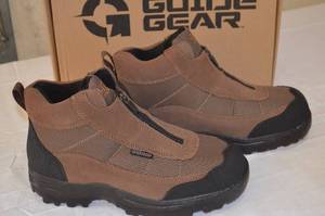 lot 4 image: Sportsman 248 Boot and Shoe