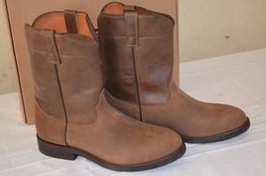 lot 6 image: Sportsman 248 Boot and Shoe