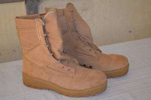 lot 9 image: Sportsman 248 Boot and Shoe