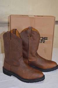 lot 16 image: Sportsman 248 Boot and Shoe