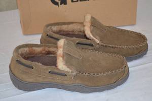 lot 24 image: Sportsman 248 Boot and Shoe
