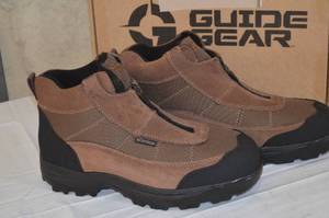 lot 27 image: Sportsman 248 Boot and Shoe