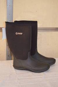 lot 44 image: Sportsman 248 Boot and Shoe