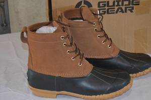 lot 74 image: Sportsman 248 Boot and Shoe