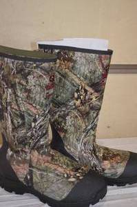 lot 108 image: Sportsman 248 Boot and Shoe