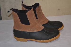 lot 126 image: Sportsman 248 Boot and Shoe