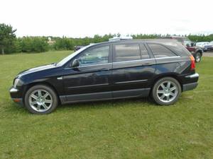 lot 3 image: 2006 Chrysler Pacifica Touring