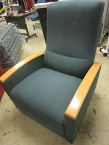 lot 801 image: FOXXMAN RECLINER