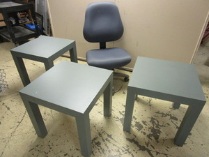 lot 808 image: OFFICE MASTER OFFICE CHAIR AND ACCENT TABLES