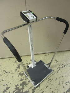 lot 828 image: CARDINAL DETECTO WEIGHT INDICATOR SCALE