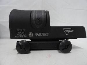 lot 8 image: Trijicon Aiming Solutions