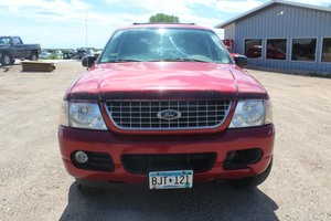 lot 5726 image: 2004 Ford Explorer XLT 4x4 - 2 Owners