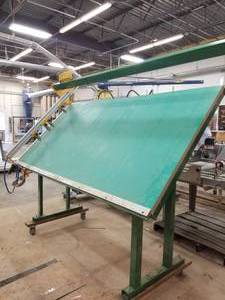 lot 2 image: Castle Industrial 4-Head Face Frame Assembly Rolling Work Table