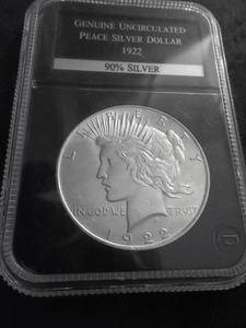 1922 Genuine Uncirculated Peace Silver Dollar In Holder