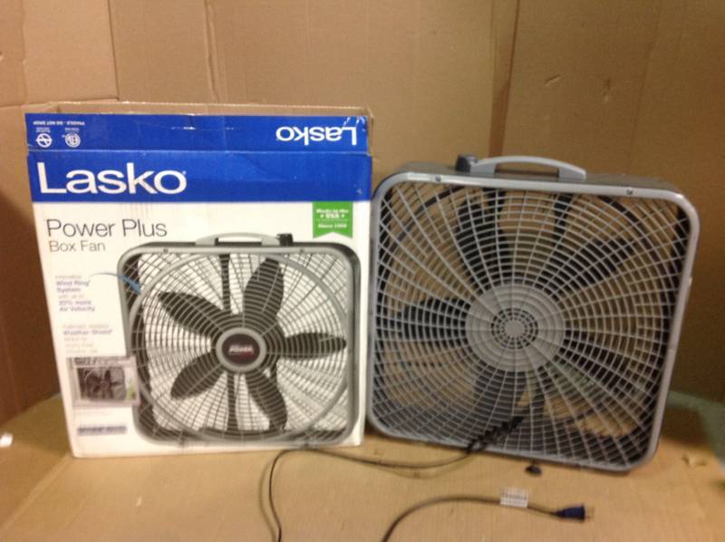 Lasko 20 in. Power Plus Box Fan in good condition | KX REAL DEALS INVER  GROVE TOOLS , HOUSEWARES AND MORE | K-BID