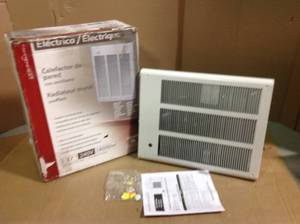 Fahrenheat 240-Volt 4,000-Watt 10236 BTUHour Electric Wall Heater&nbsp&nbspin good condition