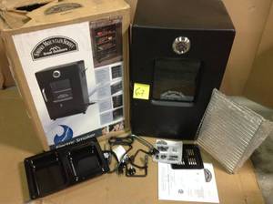 Smoky Mountain 26 in. Electric Smoker&nbsp&nbspin good condition