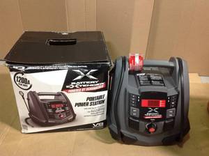 Battery Extender 12-Volt 1,200 Amp Battery Jump Starte&nbsp&nbspin good condition