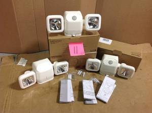 Outdoor 500 Lumen Battery Powered Motion Activated Integrated LED Twin Head Security Light, White&nbsp&nbspin good condition