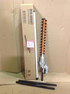 Sunseeker Dual Action Hedge Trimmer Attachment (Fits Universal System Attachment Capable Trimmers)&nbsp&nbspin good condition