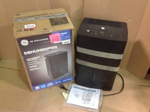 GE 70 pt. Dehumidifier&nbsp&nbspin good condition