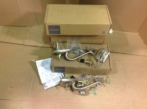 Camelot Satin Nickel Entry Door Handle with Georgian Knob&nbsp&nbspin good condition