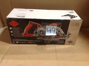lot 49 image: SKILSAW Worm Drive Circular Saw,D-Ring,12.45 lb SPT77WM-22 v&nbspin good condition
