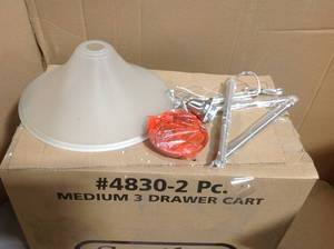 lot 82 image: Pendent Light in good condition see pictures