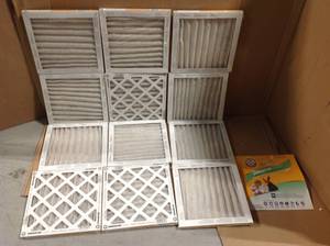 lot 12 image: Arm & Hammer Pet Fresh Air Filter- 4 Pack 12 X 12 X 1 &nbspin good condition