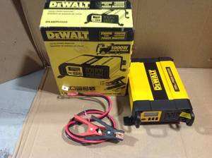 lot 15 image: DEWALT 1000-Watt Power Inverter &nbspin good condition