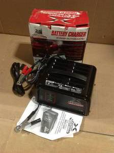 lot 31 image: Battery Extender 8 Amp Battery ChargerMaintainer &nbspin good condition