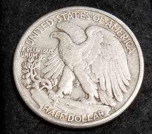 lot 20 image: 1942 WALKING LIBERTY HALF DOLLAR