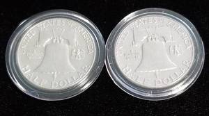 lot 22 image: 2 FRANKLIN HALF DOLLARS 1963 1963-D IN AIRTITES