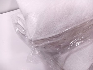 lot 705 image: 12 Piece Premium 100% Cotton All White Hand Towels