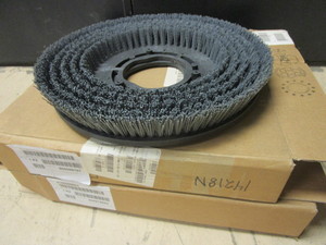 lot 411 image: FLOOR MAINTENANCE MACHINE 14 BRUSHES - NEW