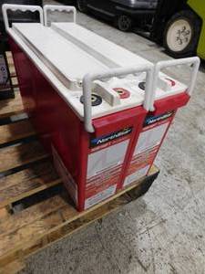 lot 18 image: 2 - NorthStar NSB 190FT Red Batteries