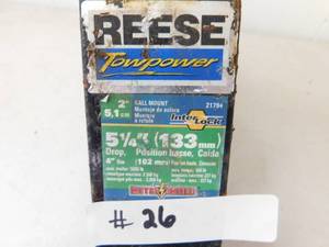lot 26 image: Reese Towpower Receiver Hitch with 2 516 Ball