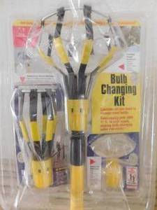 lot 40 image: 2 - Bulb Changer Kits