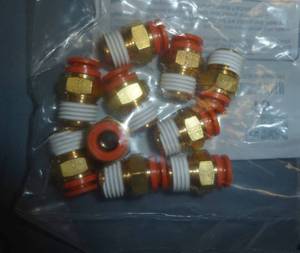60 - NEW SMC Fittings KQ2H07-35S